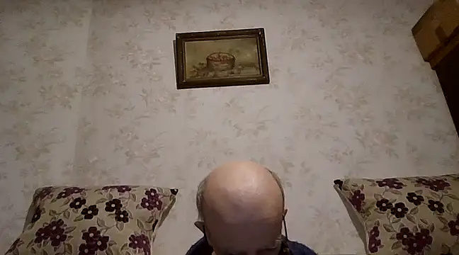 Snapshot of mariusica1@xh chatting on 03.08.25 mariusica1xh online show from 03.08.25