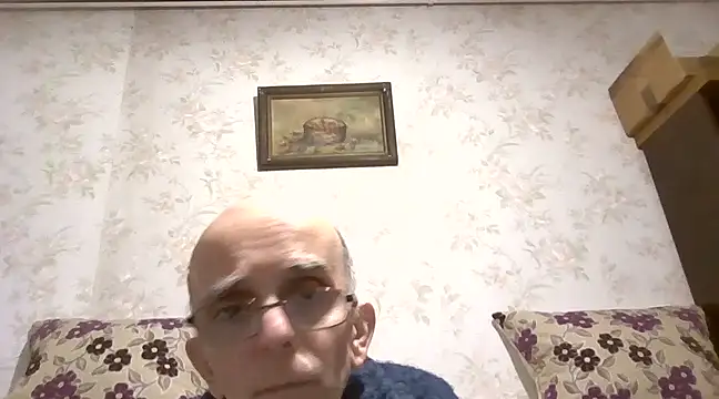 Snapshot of mariusica1@xh chatting on 03.10.25 mariusica1xh online show from 03.10.25