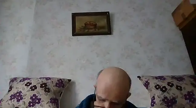 Snapshot of mariusica1@xh chatting on 03.11.25 mariusica1xh online show from 03.11.25