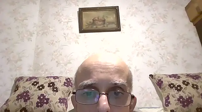 Snapshot of mariusica1@xh chatting on 03.14.25 mariusica1xh online show from 03.14.25