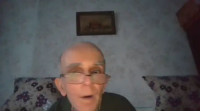 Snapshot of mariusica1@xh chatting on 03.14.25 mariusica1xh online show from 03.14.25