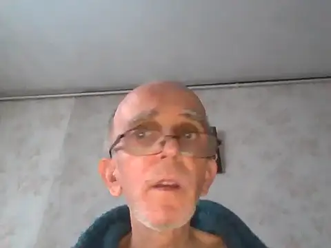 Snapshot of mariusica1@xh chatting on 09.13.25 mariusica1xh online show from 09.13.25