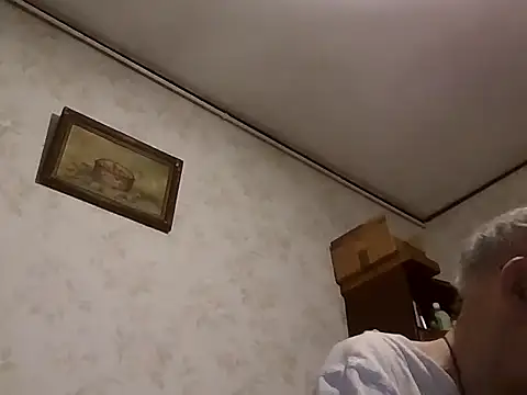 Snapshot of mariusica1@xh chatting on 09.18.25 mariusica1xh online show from 09.18.25