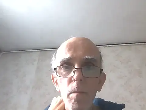 Snapshot of mariusica1@xh chatting on 10.04.25 mariusica1xh online show from 10.04.25