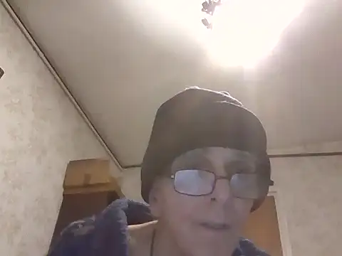 Snapshot of mariusica1@xh chatting on 10.05.25 mariusica1xh online show from 10.05.25