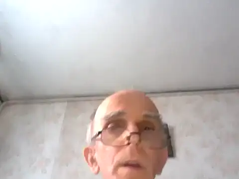 Snapshot of mariusica1@xh chatting on 10.21.25 mariusica1xh online show from 10.21.25