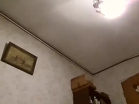 Snapshot of mariusica1@xh chatting on 10.30.25 mariusica1xh online show from 10.30.25