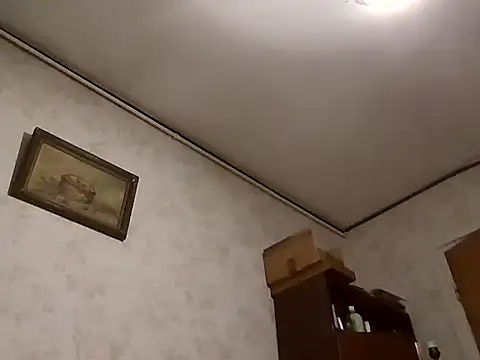 Snapshot of mariusica1@xh chatting on 11.06.25 mariusica1xh online show from 11.06.25