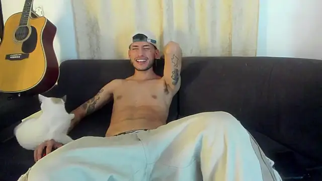 Henrikk senn online show from 10.26.25