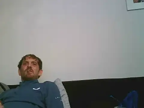 Snapshot of PocoLoco420 chatting on 10.21.25 PocoLoco420 online show from 10.21.25