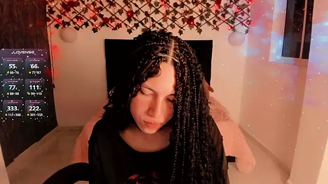 Lilith Miller21 online show from 10.12.25