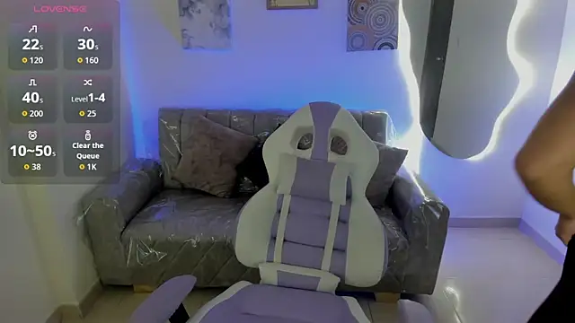 Charlotte cowell sub1  online show from 09.08.25