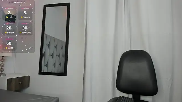 Little Venus03 online show from 01.04.25