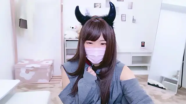 Snapshot of 867_haruna chatting on 10.25.25 867 haruna online show from 10.25.25