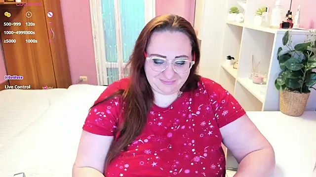 Snapshot of lovely_adelle chatting on 03.15.25 lovely adelle online show from 03.15.25