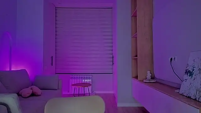 RileyMee online show from 11.02.25