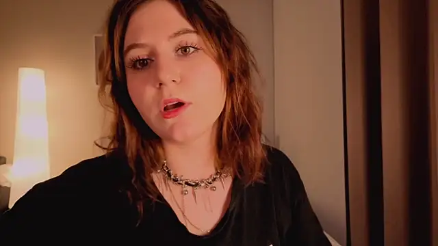 Diana Flower online show from 11.15.25