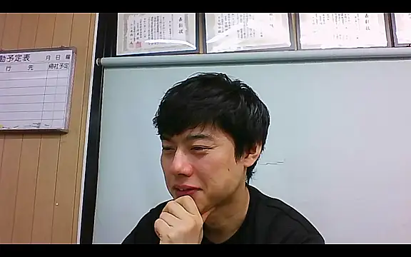 whitebriefboy online show from 10.01.25