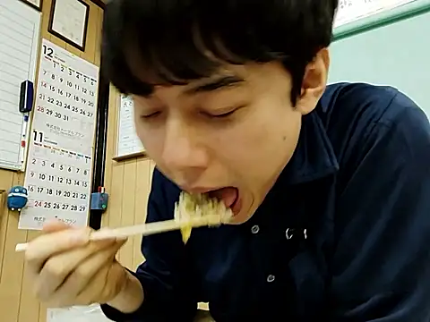 Snapshot of whitebriefboy chatting on 11.09.25 whitebriefboy online show from 11.09.25