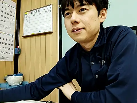 Snapshot of whitebriefboy chatting on 11.13.25 whitebriefboy online show from 11.13.25