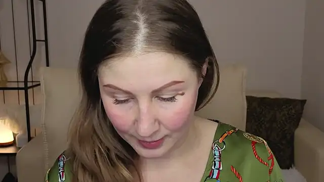 Snapshot of Helens_love chatting on 02.06.26 Helens love online show from 02.06.26