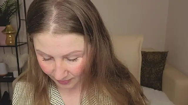 Snapshot of Helens_love chatting on 06.06.26 Helens love online show from 06.06.26