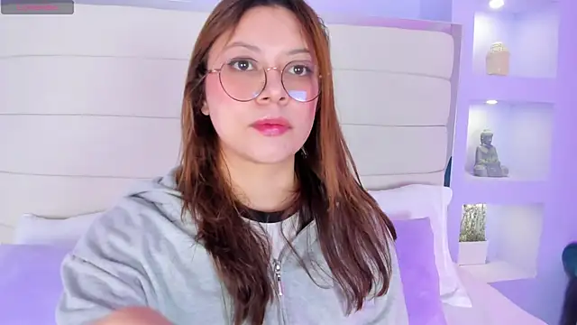 Lanna18 online show from 02.15.25