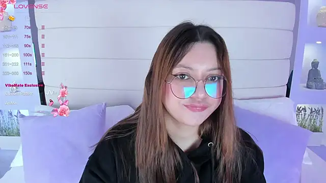 Lanna18 online show from 02.25.25