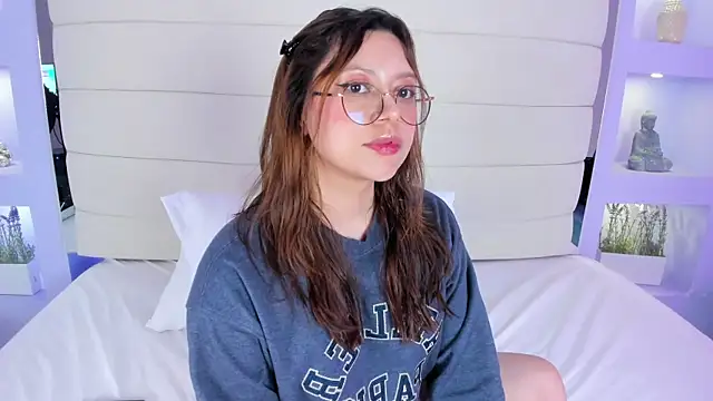 Lanna18 online show from 03.06.25