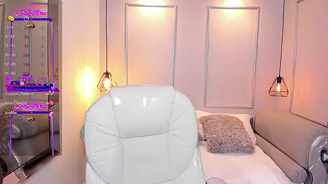 Lanna18 online show from 09.24.25