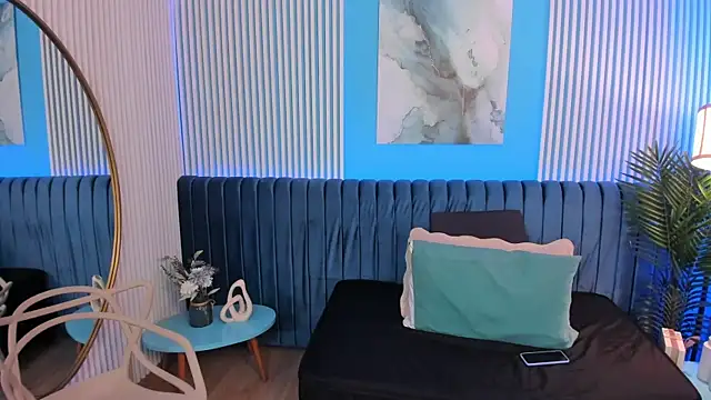 amber-hill online show from 02.02.25