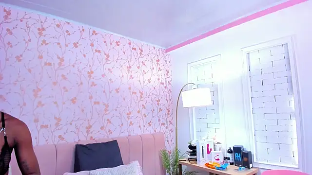 amber-hill online show from 11.24.25