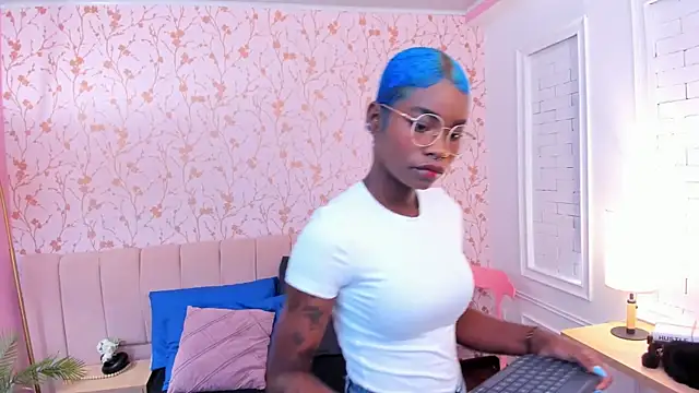 amber-hill online show from 03.01.26