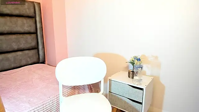 Snapshot of Maria__maria chatting on 03.19.25 Maria  maria online show from 03.19.25