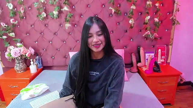 Mariana Prin online show from 10.23.25