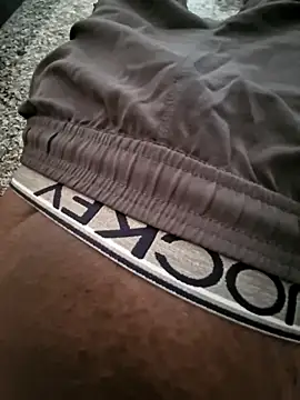 Snapshot of Yours_daddy6728 chatting on 10.13.25 Yours daddy6728 online show from 10.13.25