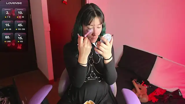 hitomi arata online show from 12.11.24