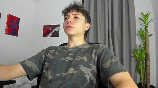 Snapshot of Joe23__ chatting on 11.13.25 Joe23 online show from 11.13.25