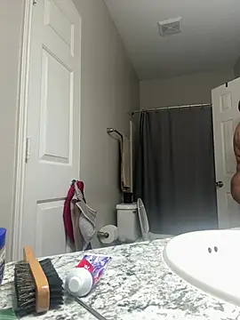 SexyHoneyRedd online show from 02.12.25