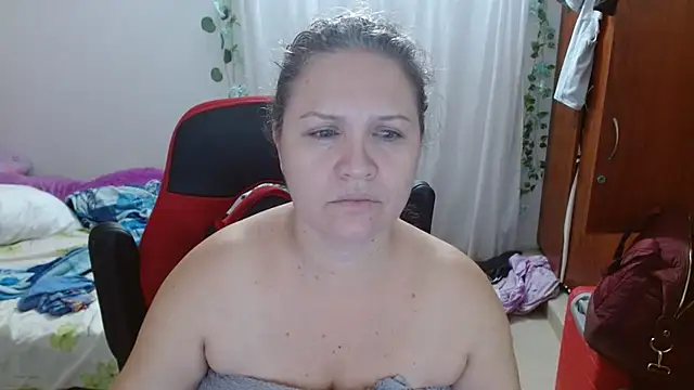 helenca43 online show from 12.05.25