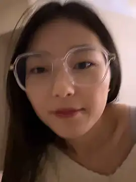 Snapshot of Sweet-Angel999 chatting on 02.26.25 Sweet-Angel999 online show from 02.26.25