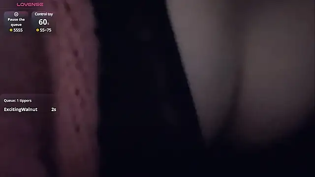 Snapshot of Sweet-Angel999 chatting on 02.26.25 Sweet-Angel999 online show from 02.26.25