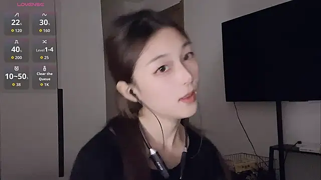 Snapshot of Sweet-Angel999 chatting on 09.18.25 Sweet-Angel999 online show from 09.18.25