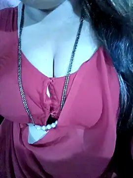 Beautyy38 online show from 10.28.25