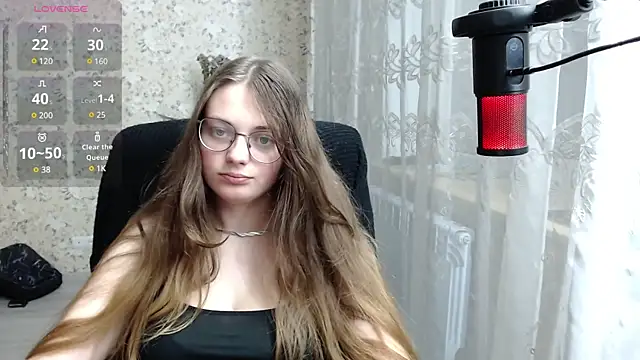 Nana Hot online show from 12.06.24