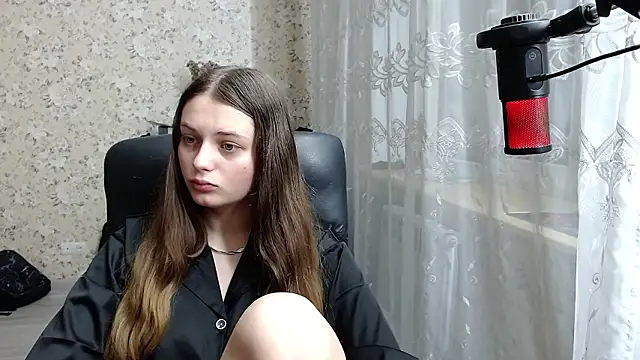 Nana Hot online show from 12.07.24