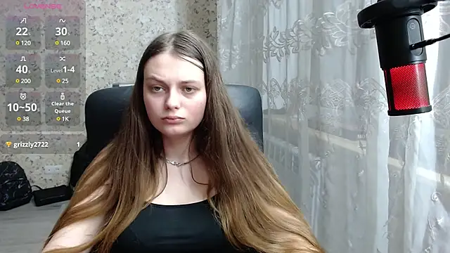 Nana Hot online show from 12.18.24