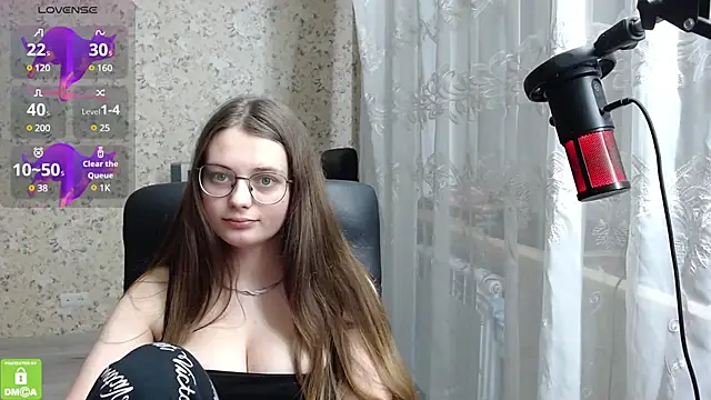 Nana Hot online show from 02.14.25