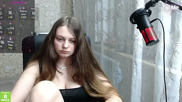 Nana Hot online show from 03.06.25