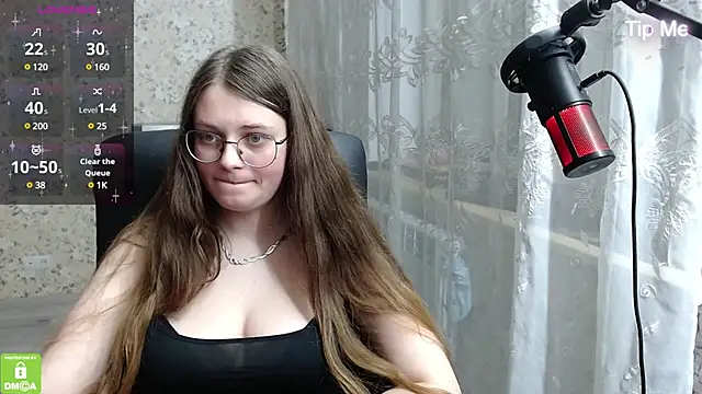 Nana Hot online show from 03.06.25